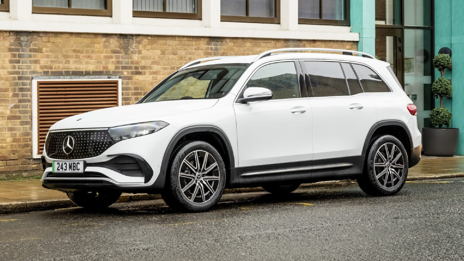Expert Rating Mercedes-Benz EQB (2022 - present)